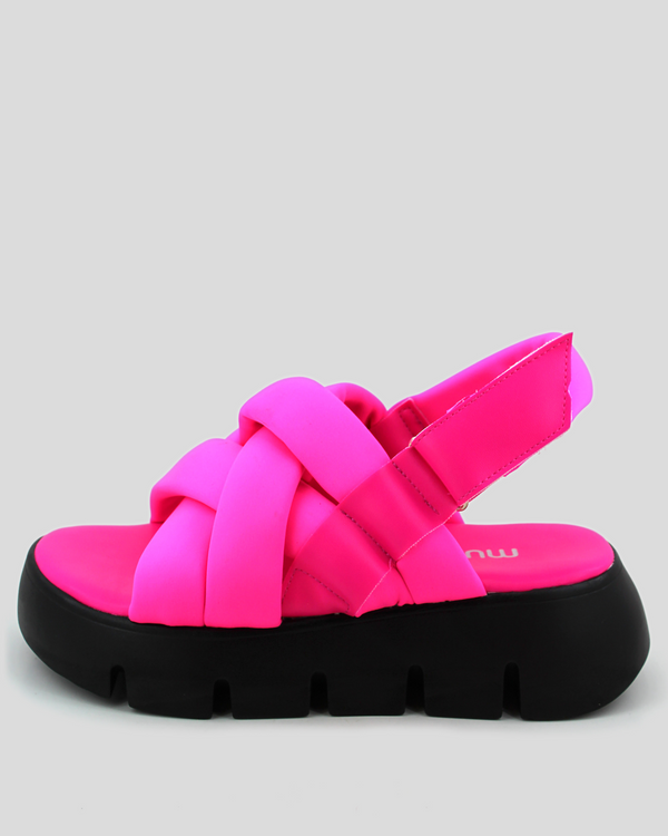 mumka-Calzado-mujer-Sandalias Cross Fucsia